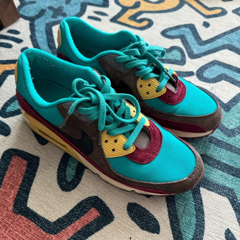 Nike Airmax 90 multicolored size 10
